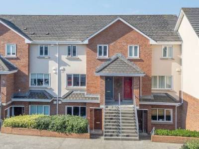 3 bedroom property for sale