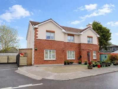 4 bedroom house for sale